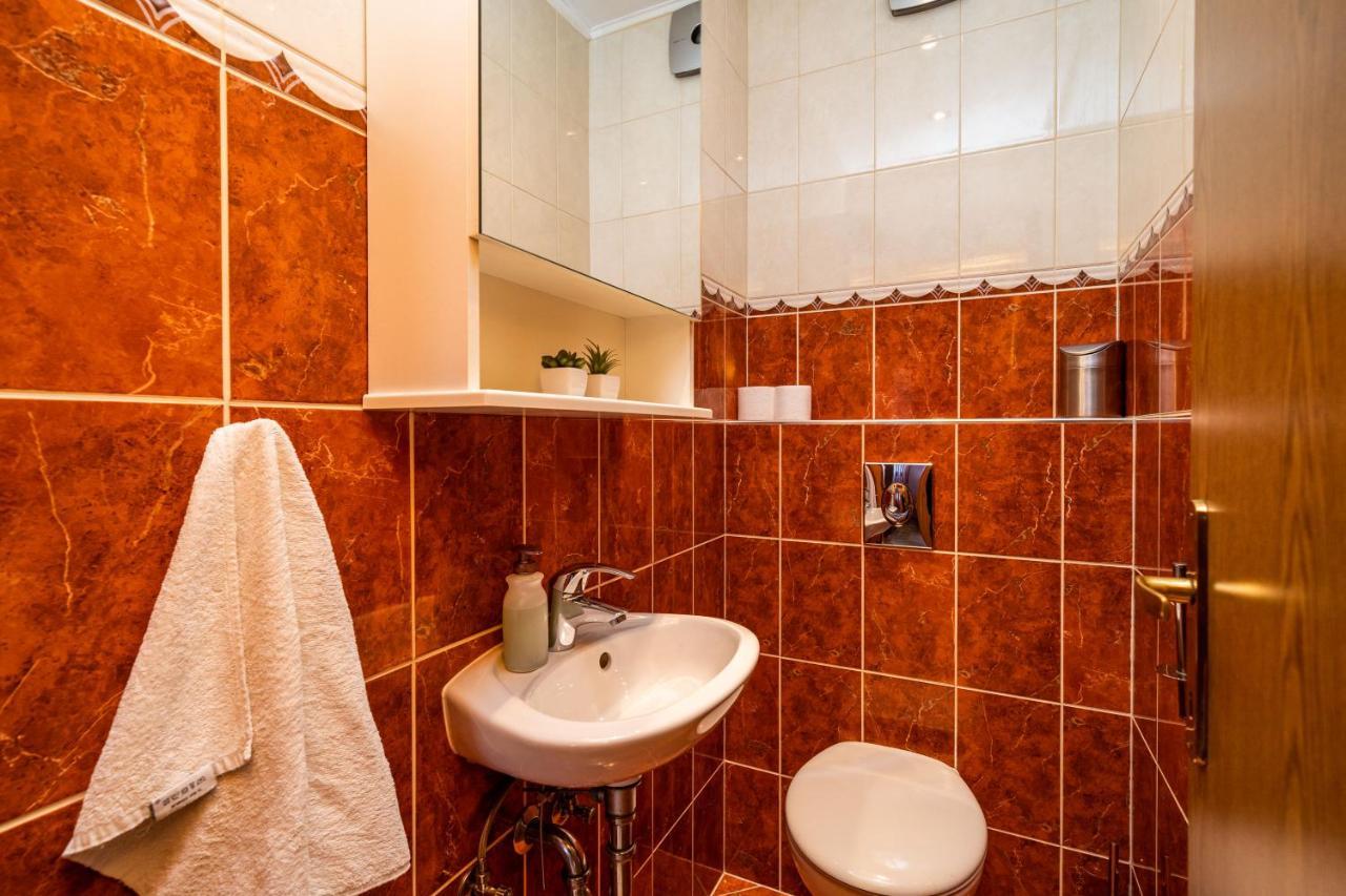 Spacious Three Bedroom Apartment Dubrovnik Exterior photo