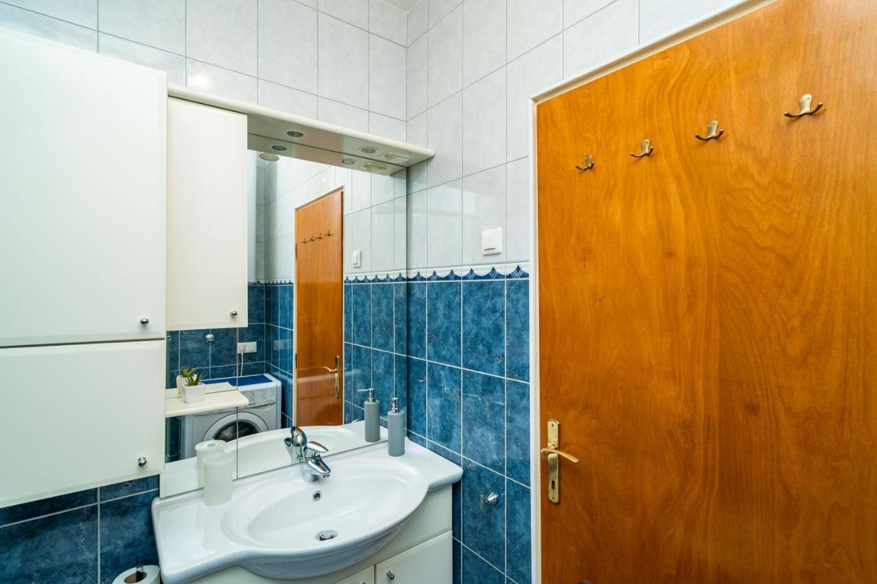 Spacious Three Bedroom Apartment Dubrovnik Exterior photo